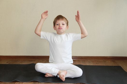 Baby yoga at home