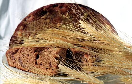 Farm bread and spikes of rye