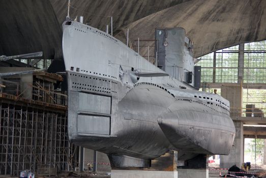 The old diesel submarine currently stands in the hangar 1939