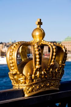 Picture of gold crown in Stockholm City