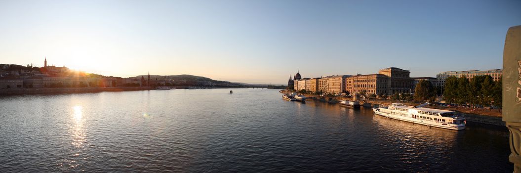 Budapest late afternoon, view on the Chain Bridge over the river Danube, and Parliament Buildings