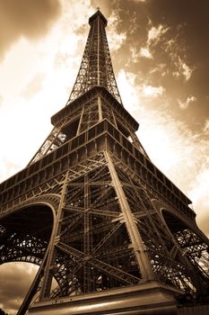 Vintage picture of the eiffel tower - paris - france