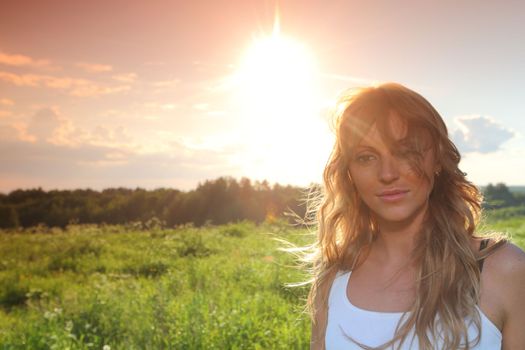 sunrise sun in woman hair