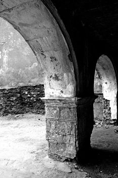 old destroyed building