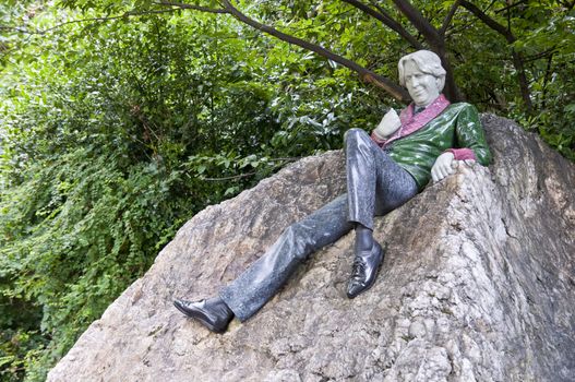 Statue of Oscar Wilde in Merrion Square, Dublin, Ireland