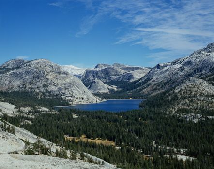 Tenaya Lake in Yosemite National Park