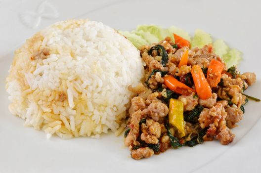 Rice and  minced pork fried with chilli pepper and  sweet basil 