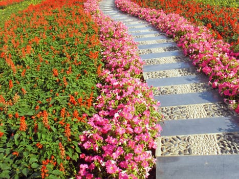 flower road,