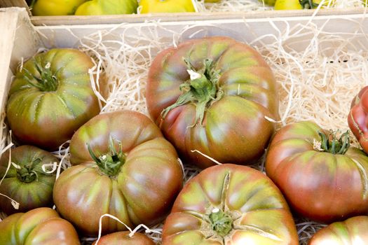 tomatoes, street market in Salles-sur-Verdon, Provence, France