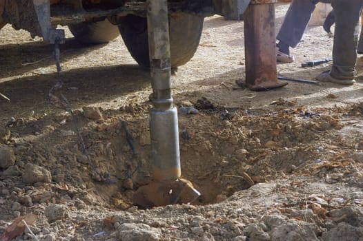All stages of the drilling of a well in Burkina Faso Faso. Water is with 40 meters of depth and it is necessary to use a truck of drilling. To final manual pump will be assembled so that the well is protected from all pollution outside. A well costs 8000 Euro which are financed by humanitarian associations.