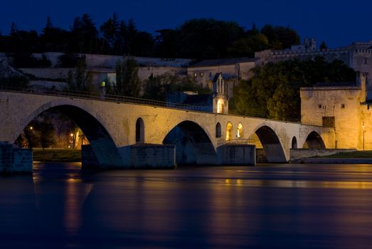 Saint-B�n�zet bridge, Avignon at night, Provence, France