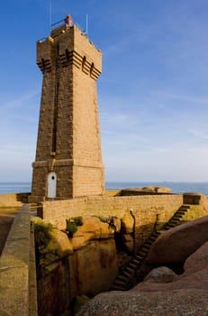 Pors Kamor lighthouse, Ploumanac''h, Brittany, France