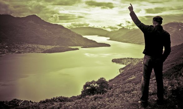 Trekking at Ciomo Lake