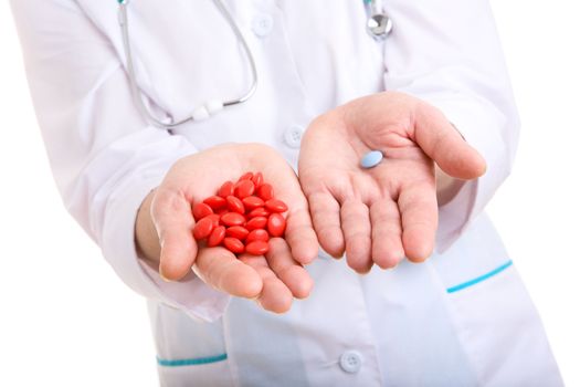 pills in hands of doctor