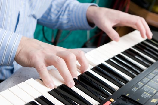 virtual analog synthesizer being played.