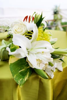 Beautiful flowers at a Western wedding ceremony.