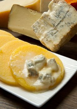 polenta with fresh cheese