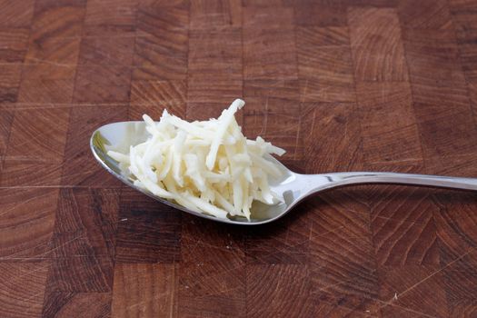 Delicious white grated horse radish