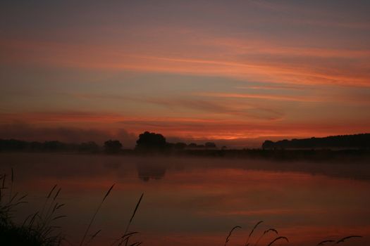 Sunrise on the River Elbe in Saxony-Anhalt / Germany