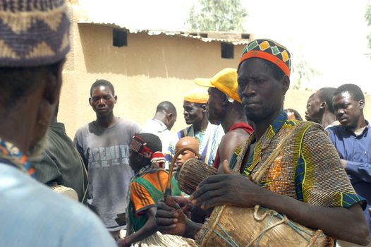 The festival of establishment of a usual chief in Burkina Faso Faso lasts three days. The usual chief succeeds his father deceased, it is always the groin of the family and always a man. It is a very rare event because a chief can be replaced only after his death. During establishment it is the festival and all the area is invited. This festival occurs to Kokemnour�, small village in the East of Burkina Faso Faso in the province of Kouritanga. These three days are punctuated of dance, meal and especially of traditional ceremonies African. The Chief is the King and can be established only by chiefs more important than him.                                