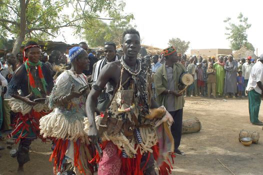 The festival of establishment of a usual chief in Burkina Faso Faso lasts three days. The usual chief succeeds his father deceased, it is always the groin of the family and always a man. It is a very rare event because a chief can be replaced only after his death. During establishment it is the festival and all the area is invited. This festival occurs to Kokemnour�, small village in the East of Burkina Faso Faso in the province of Kouritanga. These three days are punctuated of dance, meal and especially of traditional ceremonies African. The Chief is the King and can be established only by chiefs more important than him.                                