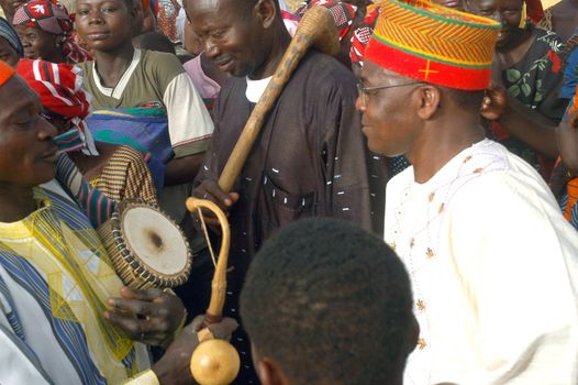 The festival of establishment of a usual chief in Burkina Faso Faso lasts three days. The usual chief succeeds his father deceased, it is always the groin of the family and always a man. It is a very rare event because a chief can be replaced only after his death. During establishment it is the festival and all the area is invited. This festival occurs to Kokemnour�, small village in the East of Burkina Faso Faso in the province of Kouritanga. These three days are punctuated of dance, meal and especially of traditional ceremonies African. The Chief is the King and can be established only by chiefs more important than him.                                