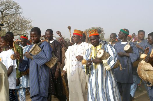 The festival of establishment of a usual chief in Burkina Faso Faso lasts three days. The usual chief succeeds his father deceased, it is always the groin of the family and always a man. It is a very rare event because a chief can be replaced only after his death. During establishment it is the festival and all the area is invited. This festival occurs to Kokemnour�, small village in the East of Burkina Faso Faso in the province of Kouritanga. These three days are punctuated of dance, meal and especially of traditional ceremonies African. The Chief is the King and can be established only by chiefs more important than him.                                