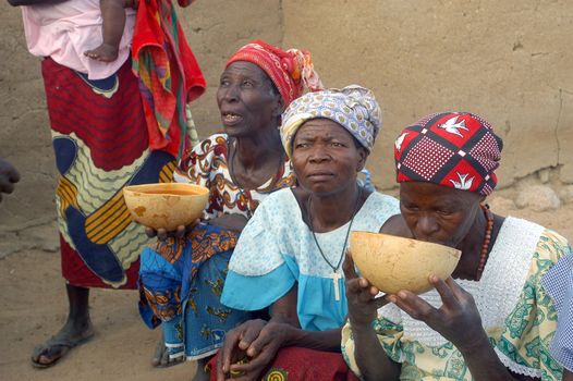 The festival of establishment of a usual chief in Burkina Faso Faso lasts three days. The usual chief succeeds his father deceased, it is always the groin of the family and always a man. It is a very rare event because a chief can be replaced only after his death. During establishment it is the festival and all the area is invited. This festival occurs to Kokemnour�, small village in the East of Burkina Faso Faso in the province of Kouritanga. These three days are punctuated of dance, meal and especially of traditional ceremonies African. The Chief is the King and can be established only by chiefs more important than him.                                