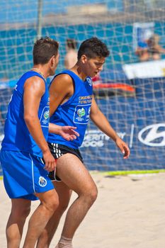 CADIZ, SPAIN -  JUL 22:  Unknown players of unknown team playing the Spanish Championship of Beach Soccer on Jul 22, 2006 on the beach of La Victoria in Cadiz, Spain