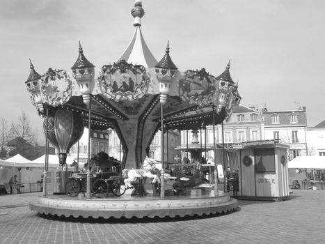 Merry-go-round (carousel)