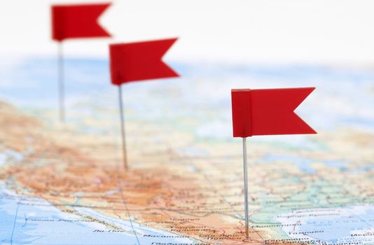 focus point on the nearest flag