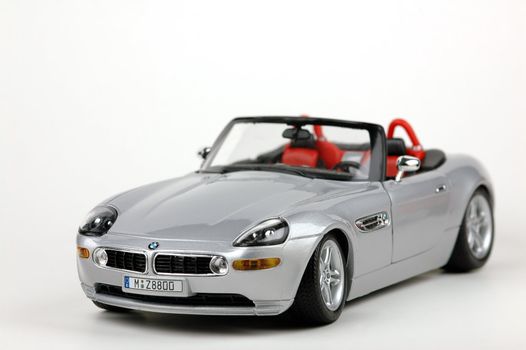 BMW Z 8 - Model car - Scale 1/24