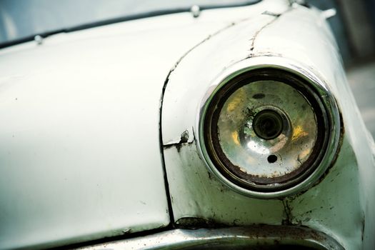 special toned, focus point on lamp