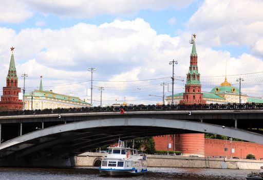 wellknown international landmark, selective focus on center