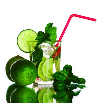  mojito isolated on white close up
