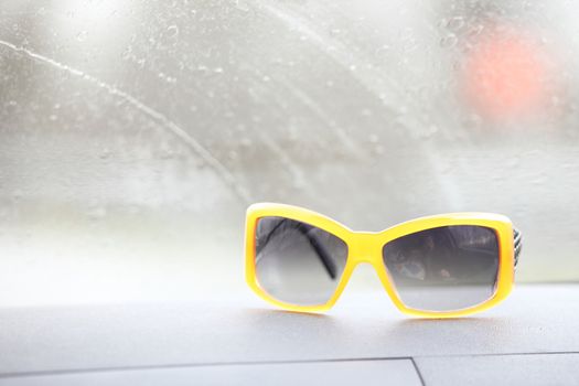 sun glasses in car