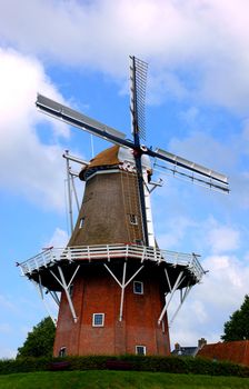 Old dutch windmill in dokkum (friesland)