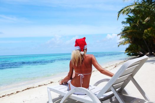 santa girl vacation in longue