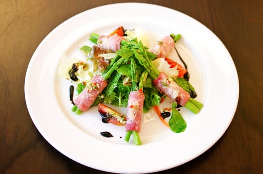 Ham rolled Asparagus with salad