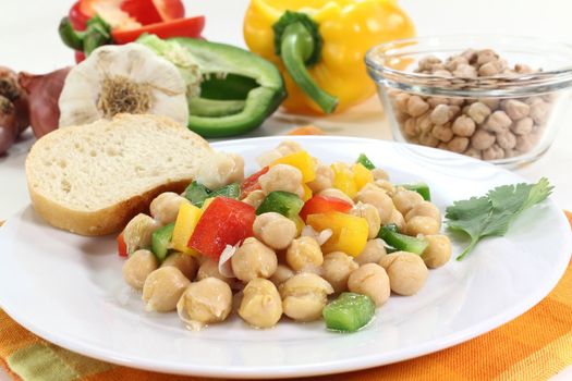 chickpea salad with peppers, scallions and coriander