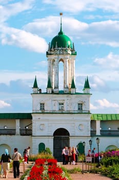 The monastery tower with a gate Saviour Monastery Yakovlev in Rostov Veliky