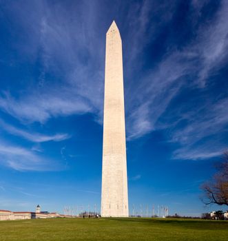 Washington Monument in DC on a clear winter day