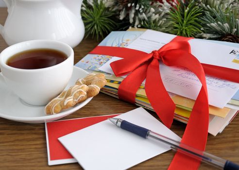 Write greeting or invite your friends and family on holiday