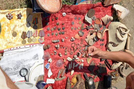 Antiquarian values - are found in a course of archeological excavations