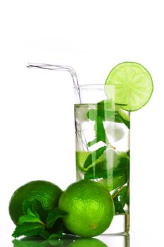  mojito isolated on white close up