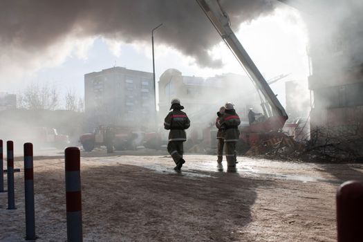 Burning fire smoke firefighter emergency service