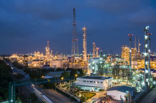 Night scene of chemical plant , Eastern of Thailand