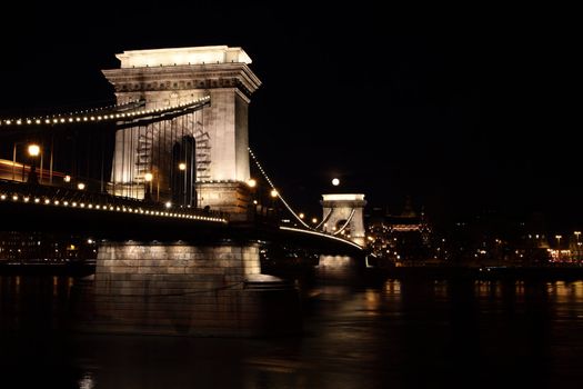 The Chain Bridge in Budapest in the evening