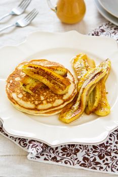 Pancake with caramelized banana and caramel sauce