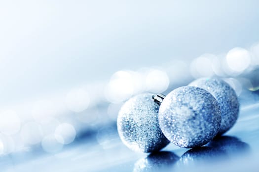 blue christmas ball macro close up